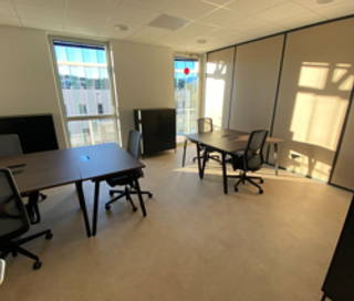 Bureau privé 32 m² 5 postes Location bureau Avenue Roumanille Biot 06410 - photo 1